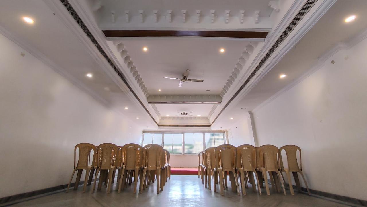 Hotel Aarathy Madurai Exterior foto